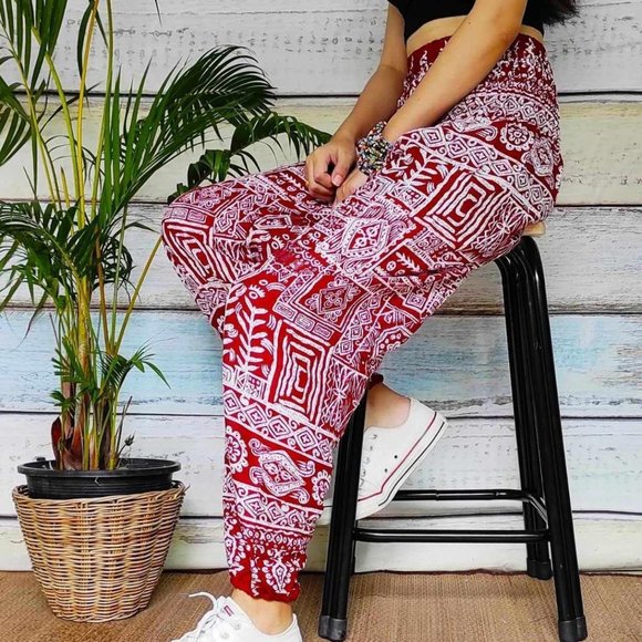 Harem pants in red and white - Picture 2 of 4